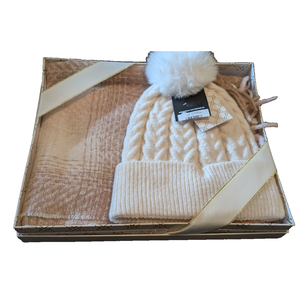 Nine West Scarf And Faux Fur Pom Beanie Set Ivory & Plaid NEW IN BOX